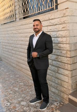 عمر صلاح محمود النجار