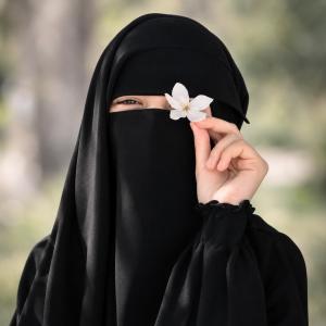 اخلاص احمد عبد المجيد عرفات